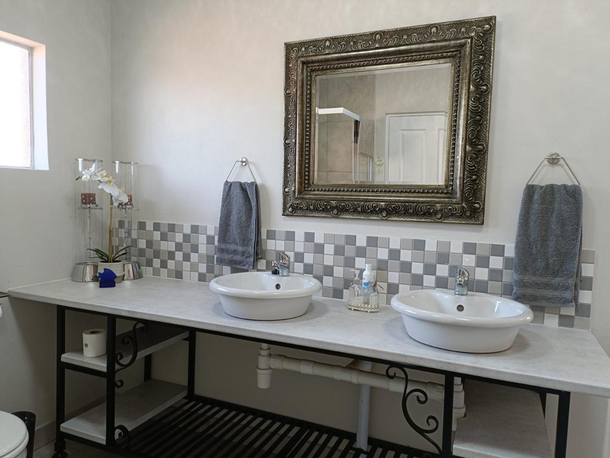 Sedgefield Lodge Witbank Buitenkant foto